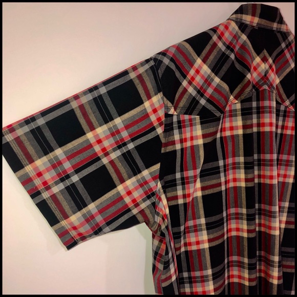 TheNorthFaceππXL Short Sleeve Flannel with 2 pockets snaps Red Gold Black - Picture 7 of 16